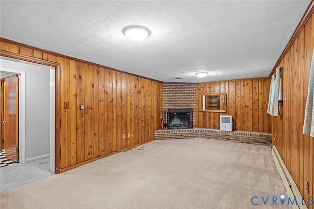 14219 Hickory Oaks Ln, Ashland, VA 23005