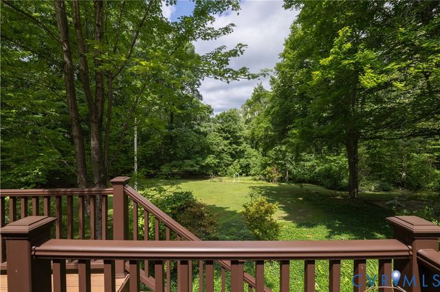14219 Hickory Oaks Ln, Ashland, VA 23005