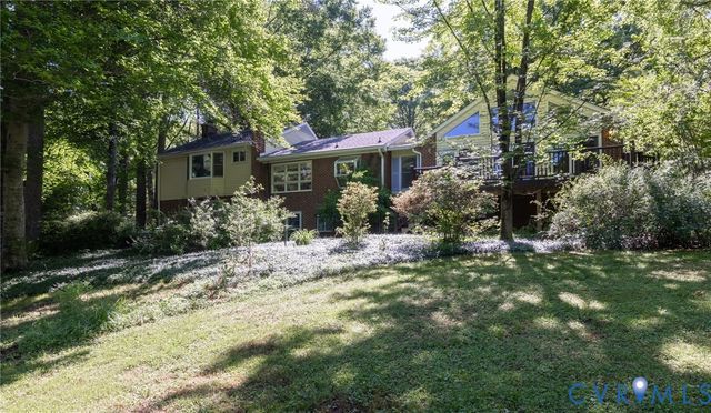 14219 Hickory Oaks Ln, Ashland, VA 23005