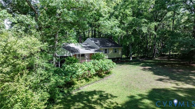 14219 Hickory Oaks Ln, Ashland, VA 23005