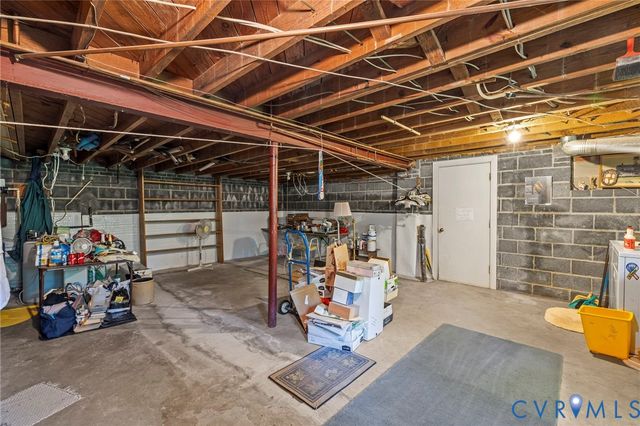 14219 Hickory Oaks Ln, Ashland, VA 23005