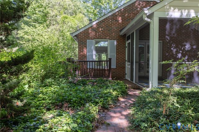 14219 Hickory Oaks Ln, Ashland, VA 23005