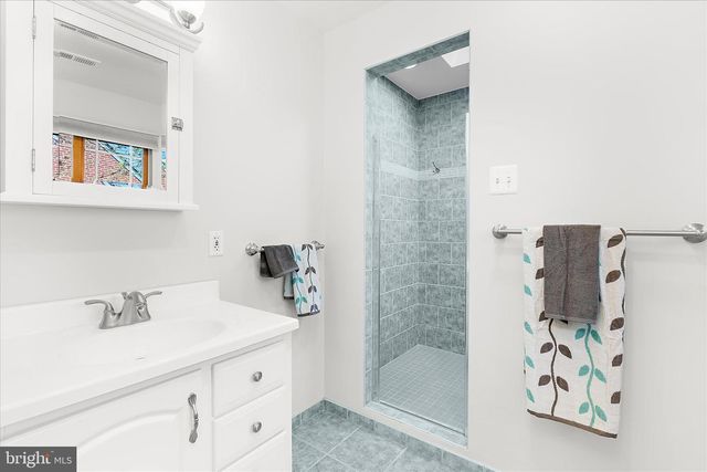 4717 EDGEFIELD RD, Bethesda, MD 20814