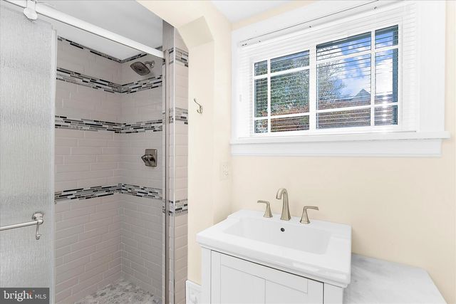 4717 EDGEFIELD RD, Bethesda, MD 20814