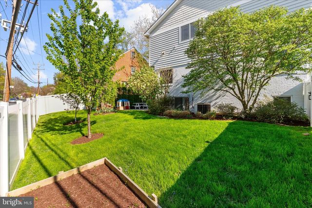 4717 EDGEFIELD RD, Bethesda, MD 20814