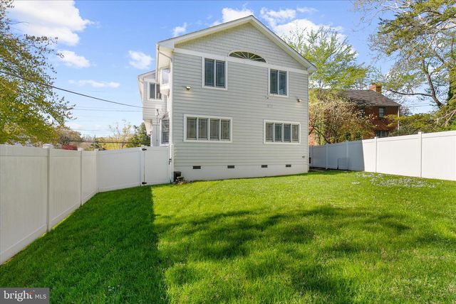 4717 EDGEFIELD RD, Bethesda, MD 20814