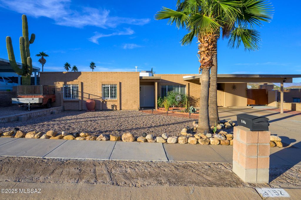 3192 W Union Jack Street, Tucson, AZ 85746