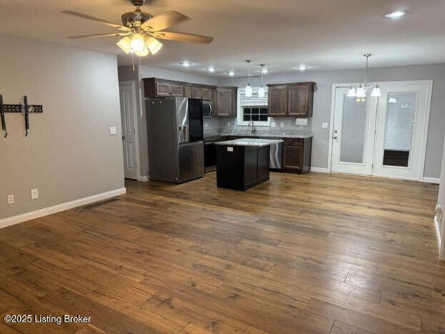 103 Bay Ct, Bardstown, KY 40004