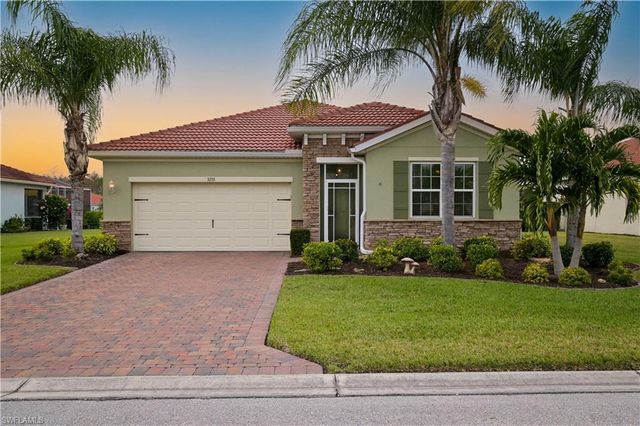 3233 Birch Tree LN, Alva, FL 33920