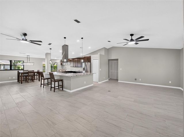 21506 QUEEN ANNE COURT, Leesburg, FL 34748