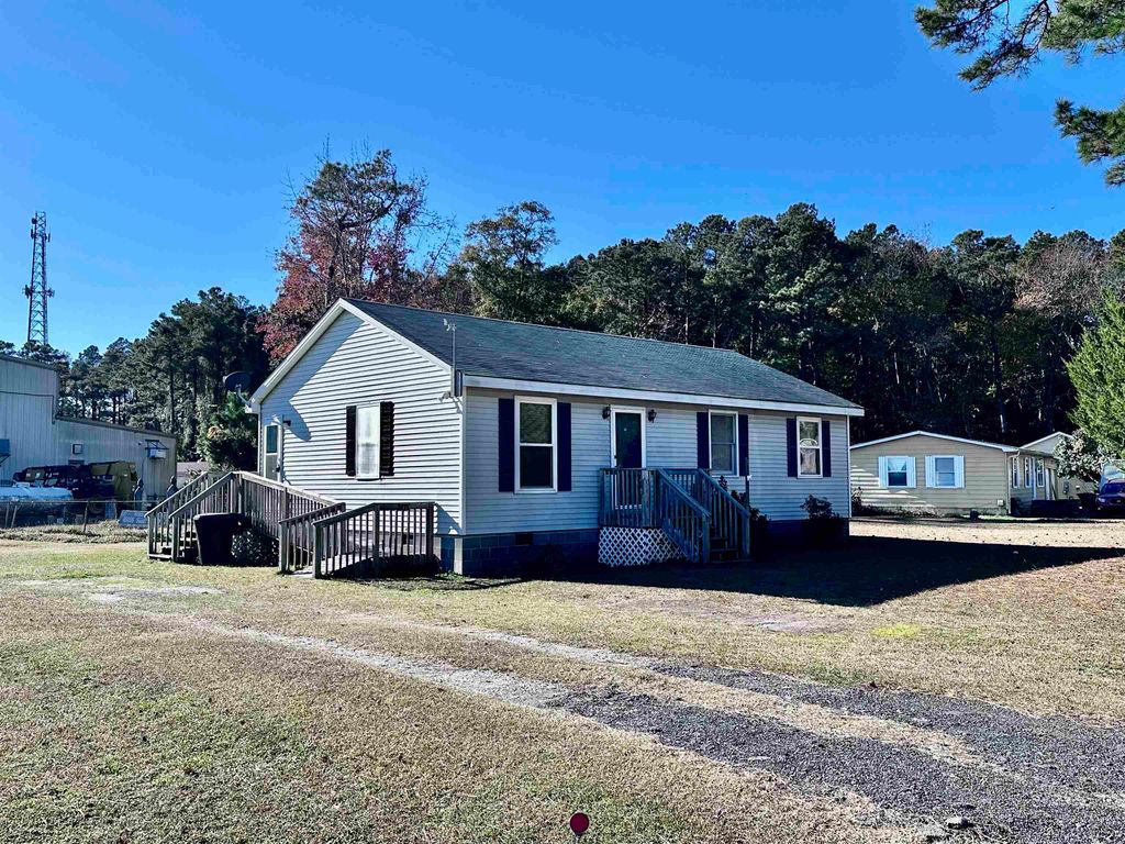 Image 1 of property listing at 5476 Harbor Drive Lot 4, Manns Harbor, NC 27953
