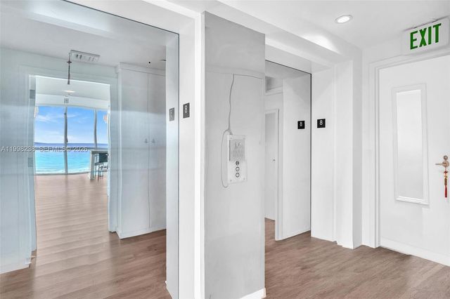 3801 Collins Ave 806, Miami Beach, FL 33140