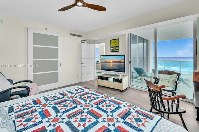 3801 Collins Ave 806, Miami Beach, FL 33140