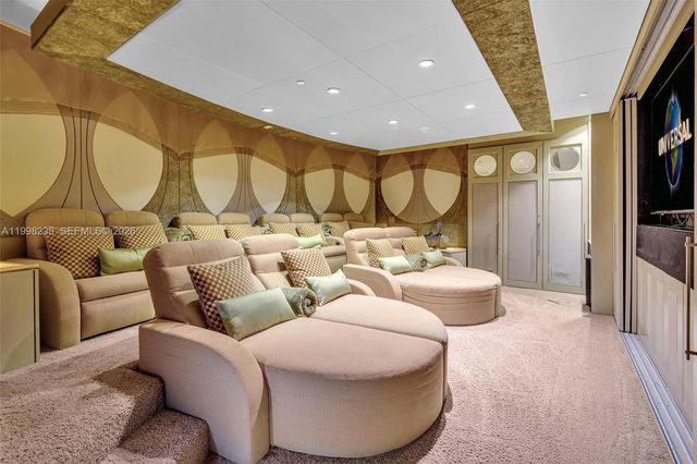 3801 Collins Ave 806, Miami Beach, FL 33140