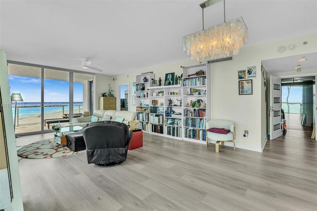 3801 Collins Ave 806, Miami Beach, FL 33140
