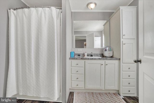 284 CHESAPEAKE EST, Thomasville, PA 17364
