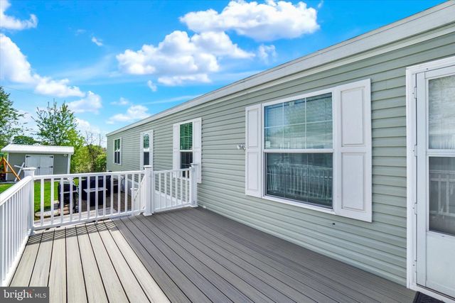 284 CHESAPEAKE EST, Thomasville, PA 17364