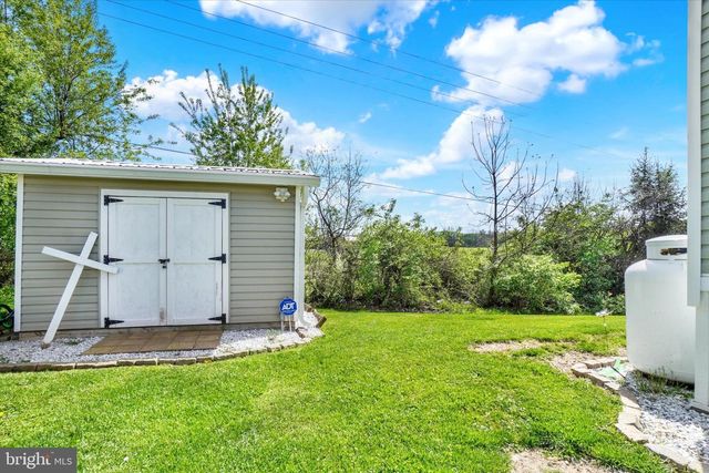 284 CHESAPEAKE EST, Thomasville, PA 17364
