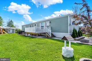 284 CHESAPEAKE EST, Thomasville, PA 17364