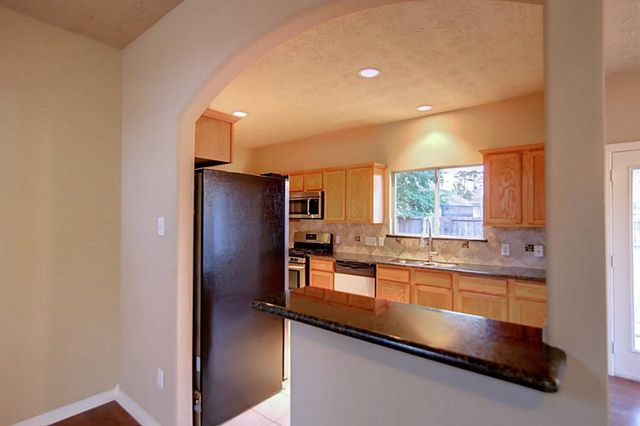 2212 Valley View Crossing, Conroe, TX 77304