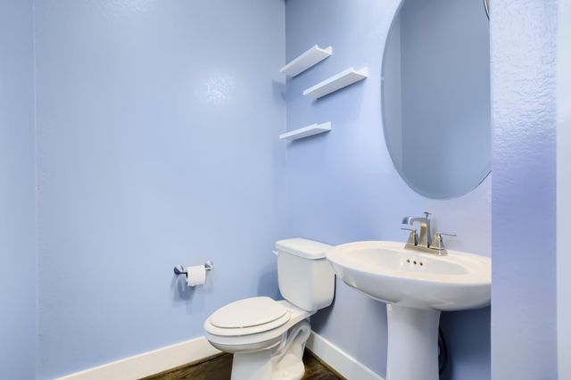 2723 Kennedy Street, Houston, TX 77003