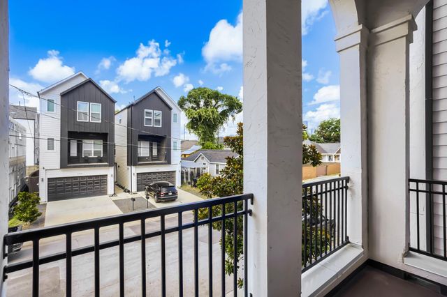 2723 Kennedy Street, Houston, TX 77003