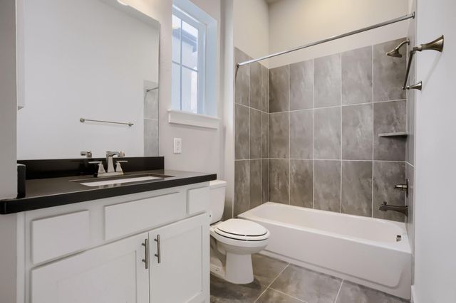2723 Kennedy Street, Houston, TX 77003
