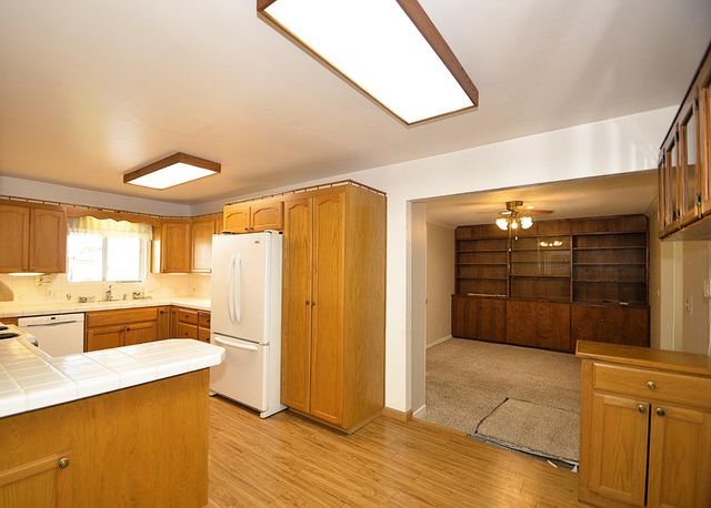 1314 Terry Avenue, Clovis, CA 93612