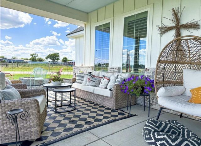 801 E 1st Street, Stinnett, TX 79083