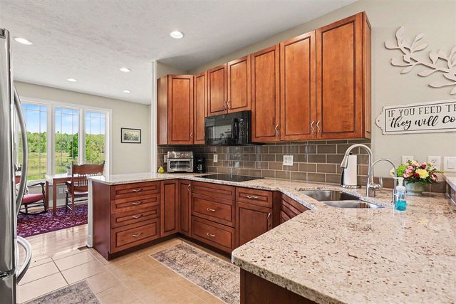 6054 S Moorland Road, Ravenna, MI 49451