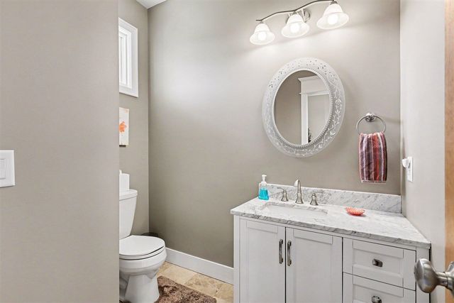 6054 S Moorland Road, Ravenna, MI 49451