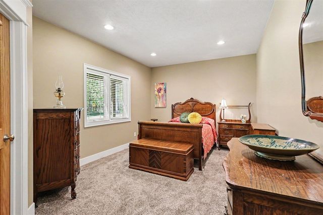 6054 S Moorland Road, Ravenna, MI 49451