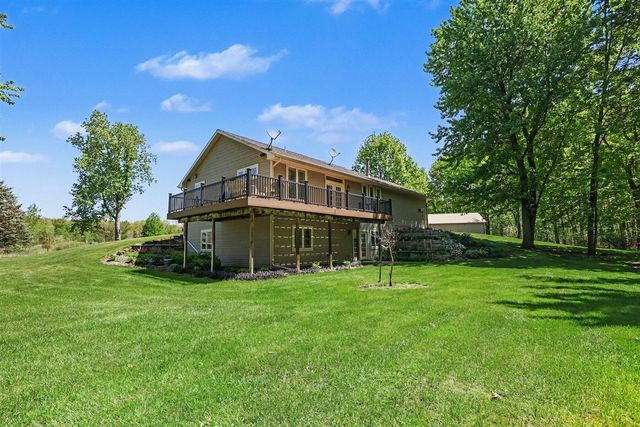 6054 S Moorland Road, Ravenna, MI 49451