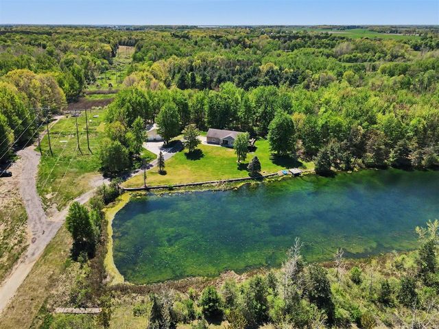 6054 S Moorland Road, Ravenna, MI 49451