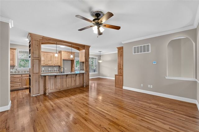 41 Village Road, Rogers, AR 72756