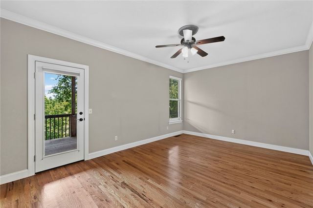 41 Village Road, Rogers, AR 72756
