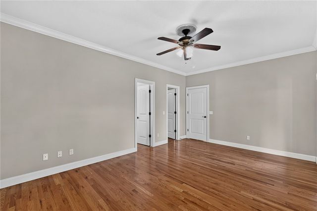 41 Village Road, Rogers, AR 72756
