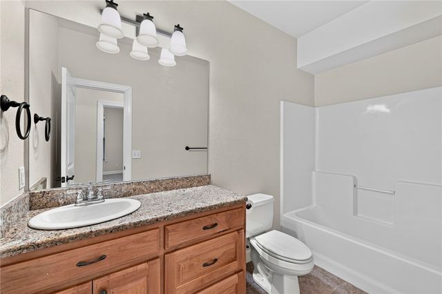 41 Village Road, Rogers, AR 72756
