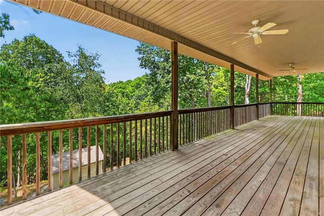 41 Village Road, Rogers, AR 72756
