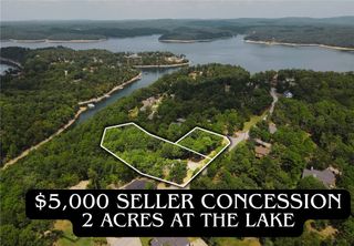 41 Village Road, Rogers, AR 72756