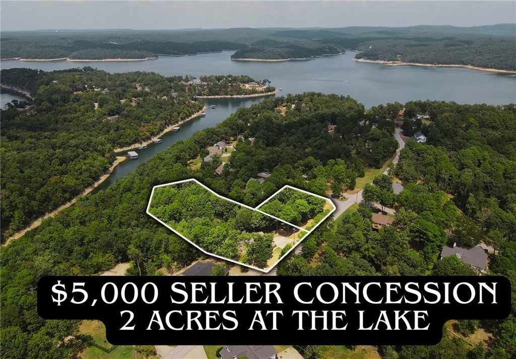 41 Village Road, Rogers, AR 72756