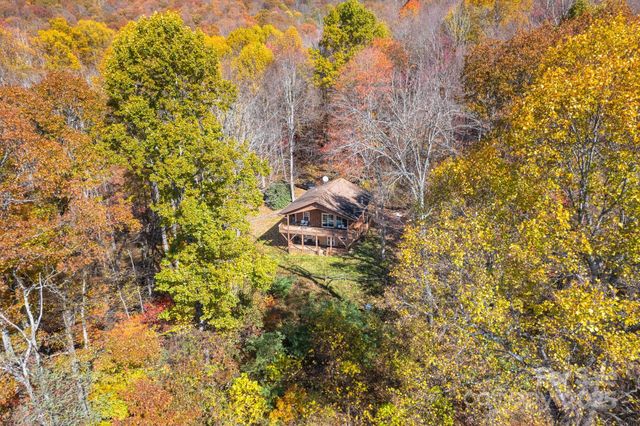 146 Promiseland Road, Canton, NC 28716