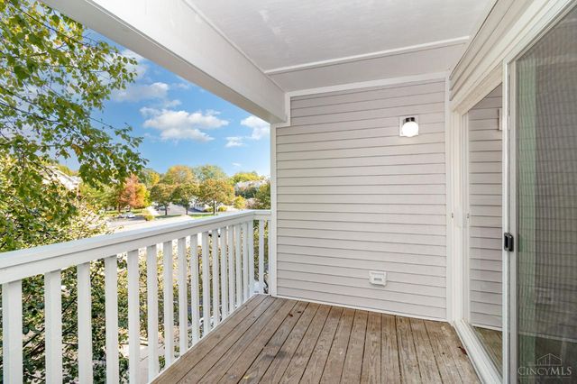 210 Carrington Place, Loveland, OH 45140