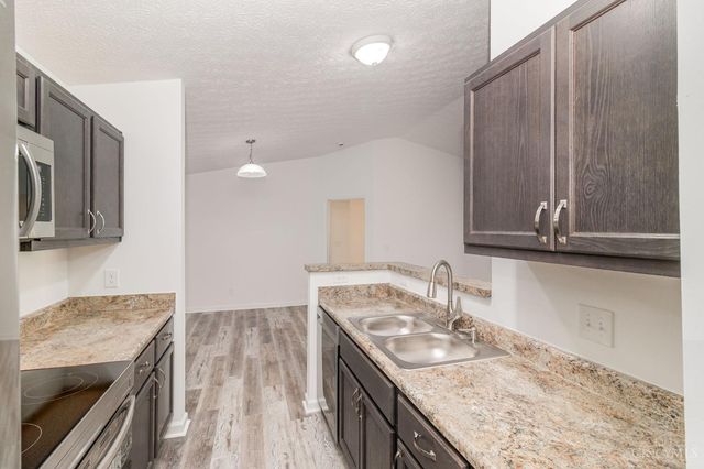 210 Carrington Place, Loveland, OH 45140