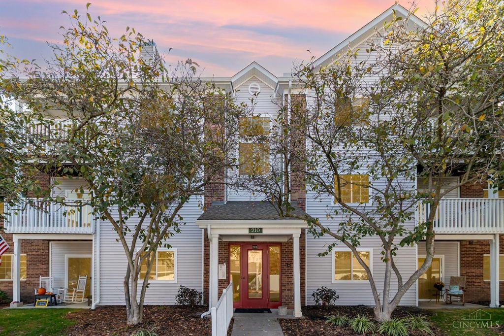 210 Carrington Place, Loveland, OH 45140