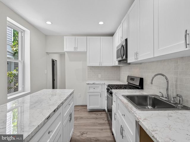 3020 EUCLID AVE, Philadelphia, PA 19121