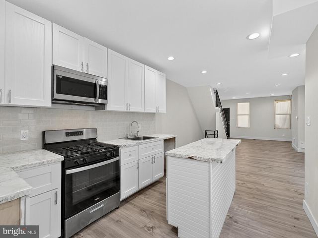 3020 EUCLID AVE, Philadelphia, PA 19121