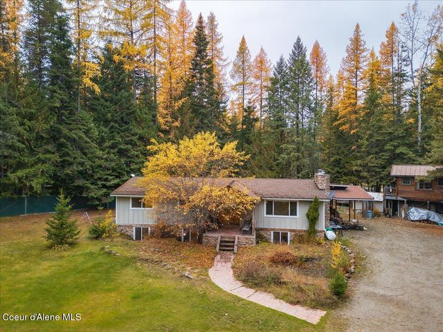 527 Creekside Dr, Priest Lake, ID 83856 property photo