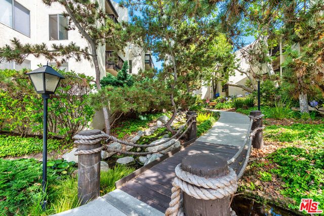 7306 Summertime Lane, Culver City, CA 90230