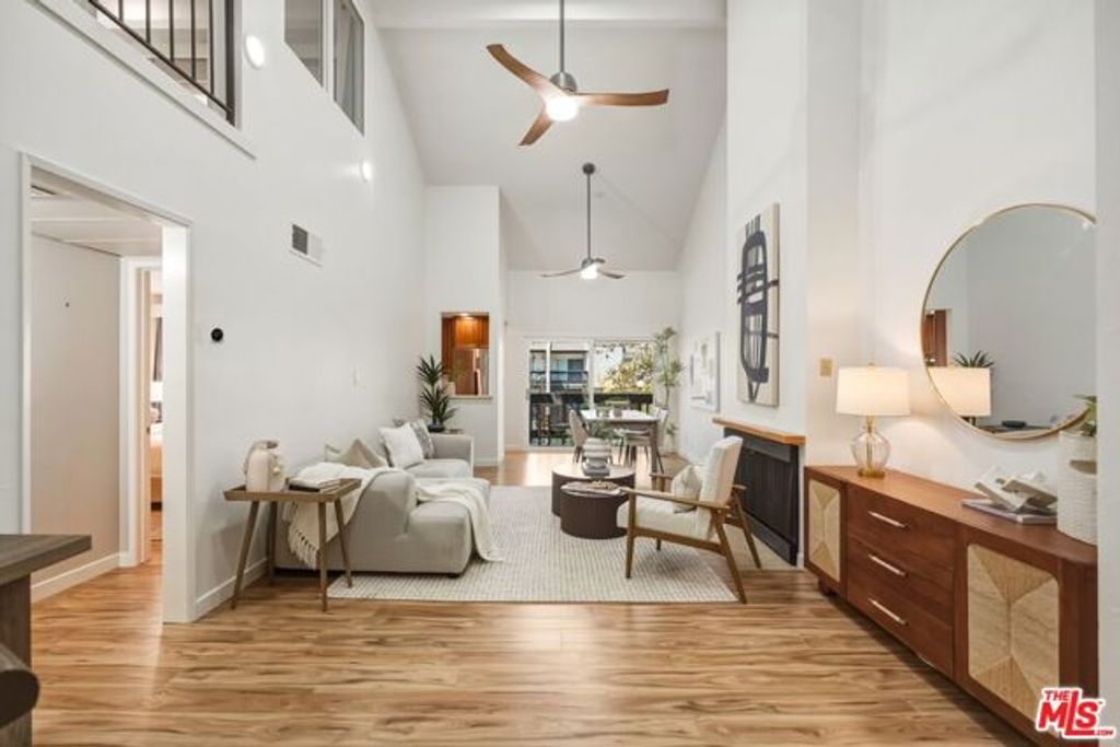 7306 Summertime Lane, Culver City, CA 90230